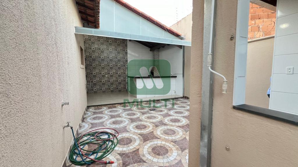 Casa à venda com 3 quartos, 201m² - Foto 23