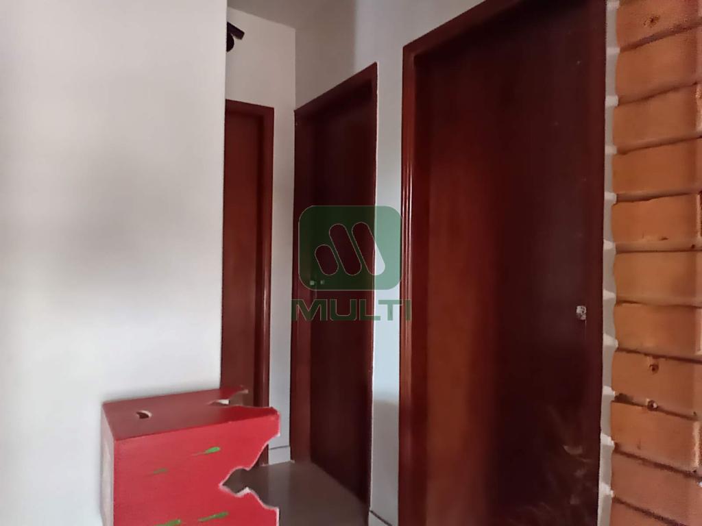 Casa à venda com 3 quartos, 360m² - Foto 15