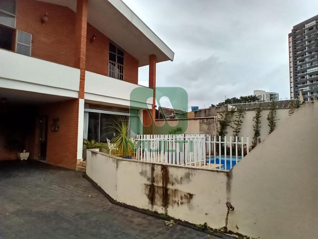 Casa à venda com 3 quartos, 360m² - Foto 23