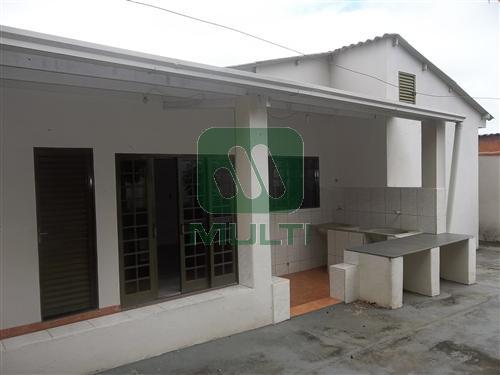 Casa à venda com 3 quartos, 200m² - Foto 26