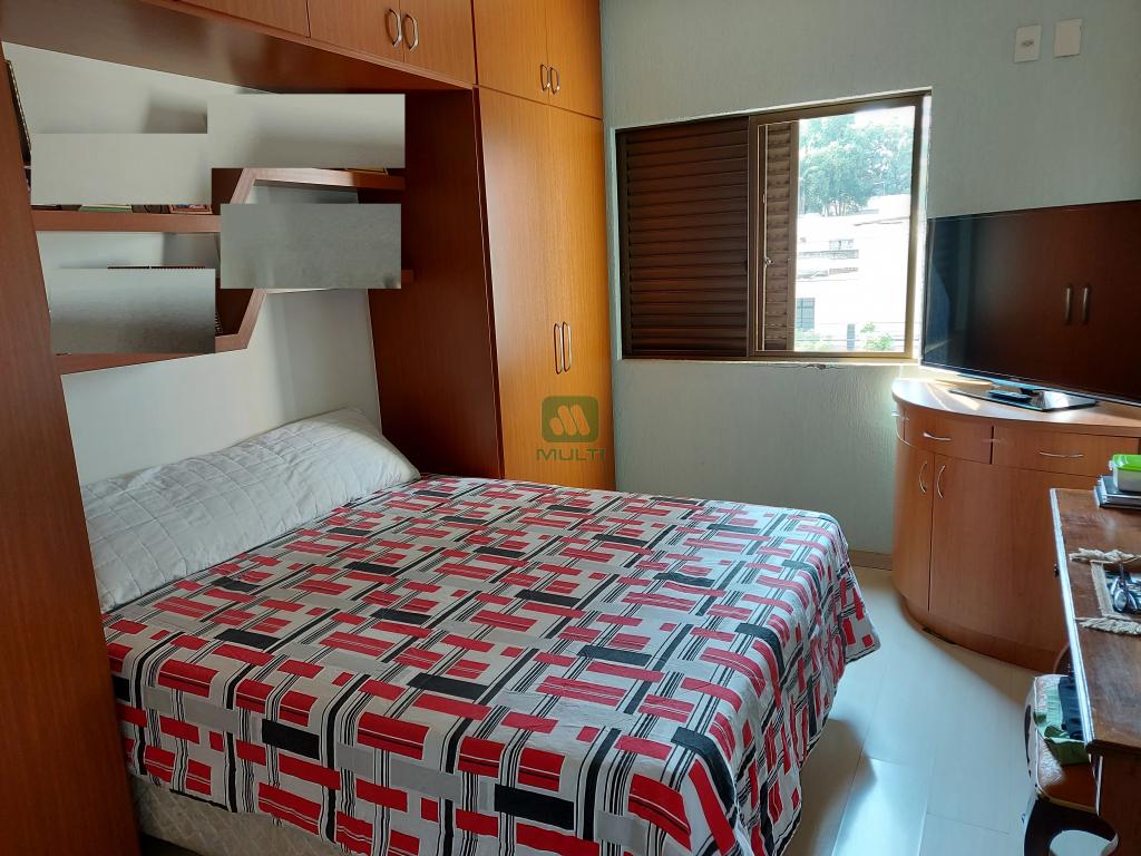 Apartamento à venda com 3 quartos, 130m² - Foto 6