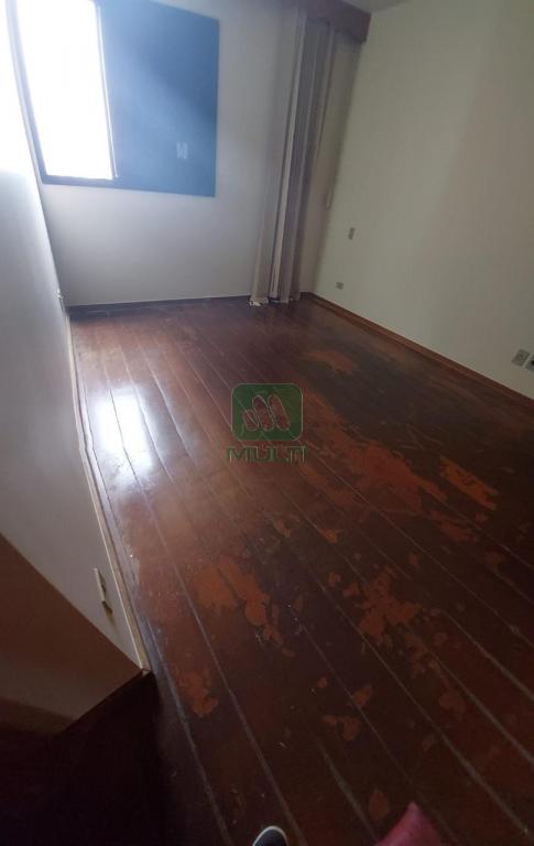 Apartamento à venda com 3 quartos, 100m² - Foto 11