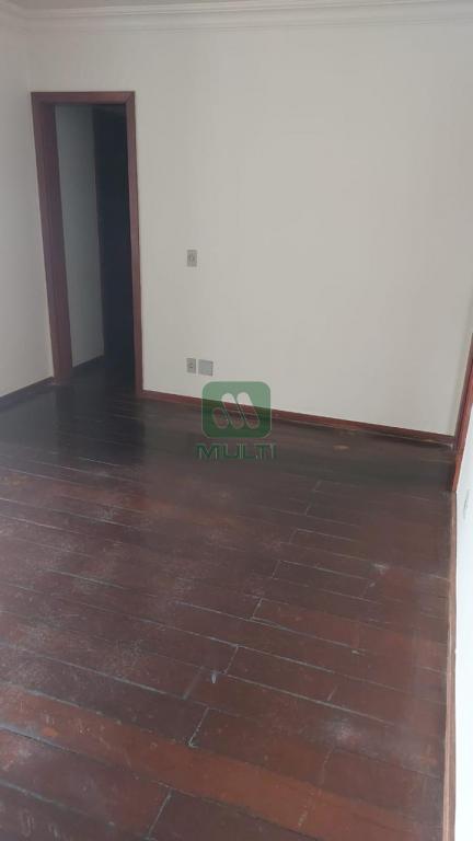 Apartamento à venda com 3 quartos, 100m² - Foto 12