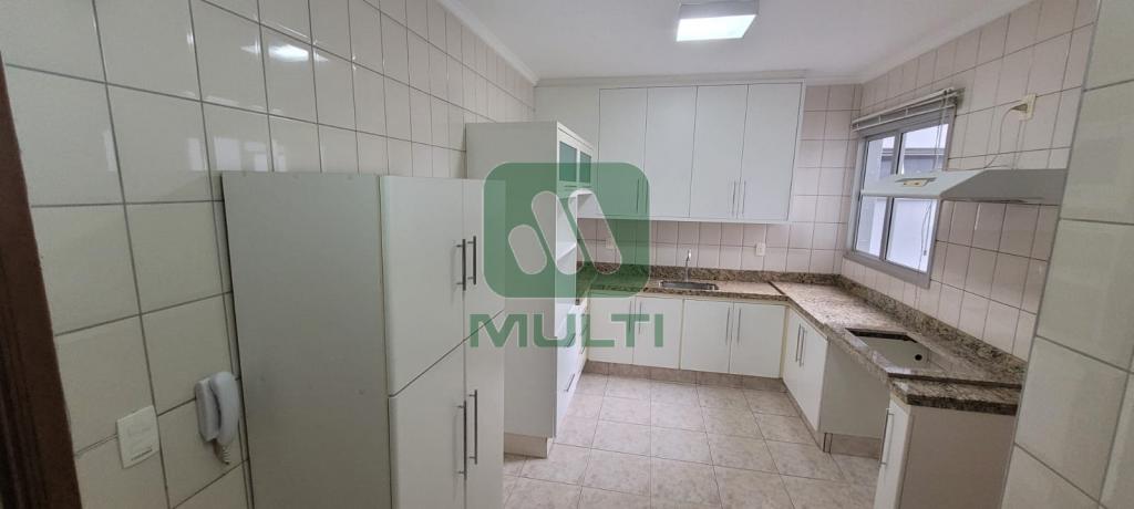 Apartamento à venda com 3 quartos, 115m² - Foto 5