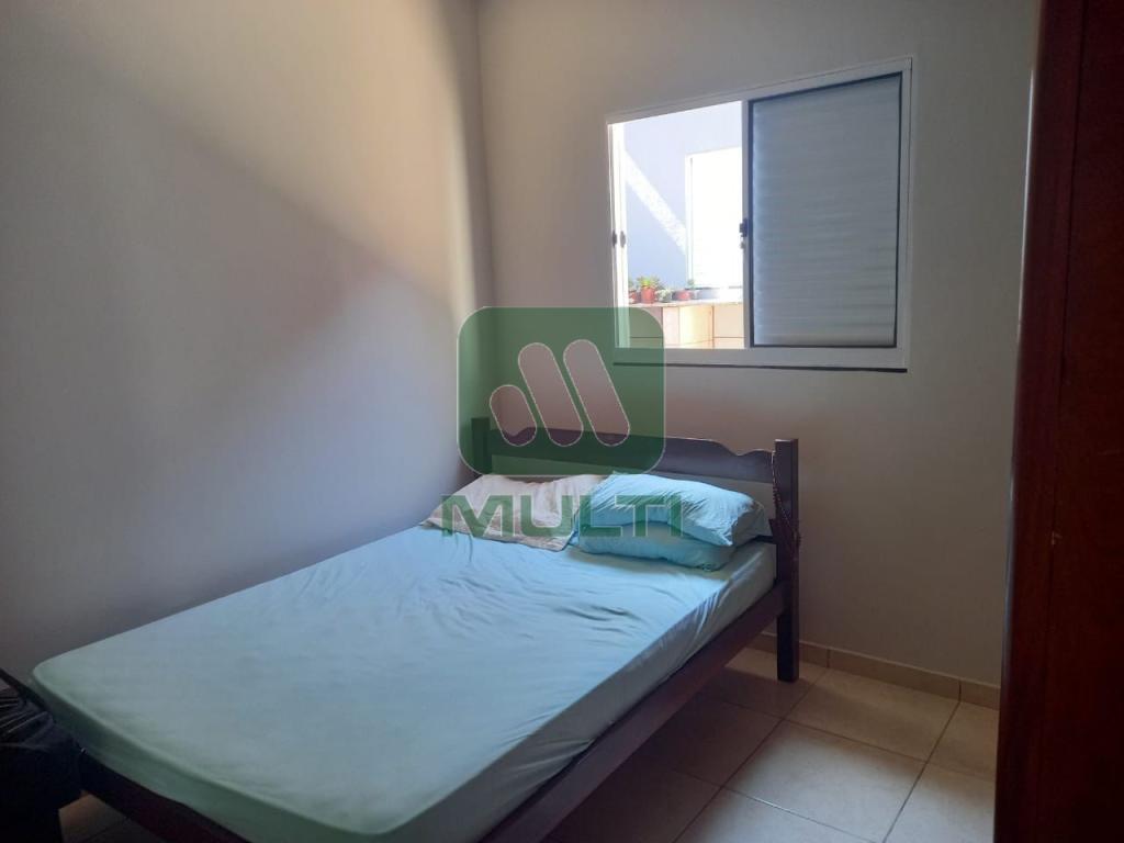 Casa à venda com 4 quartos, 182m² - Foto 5