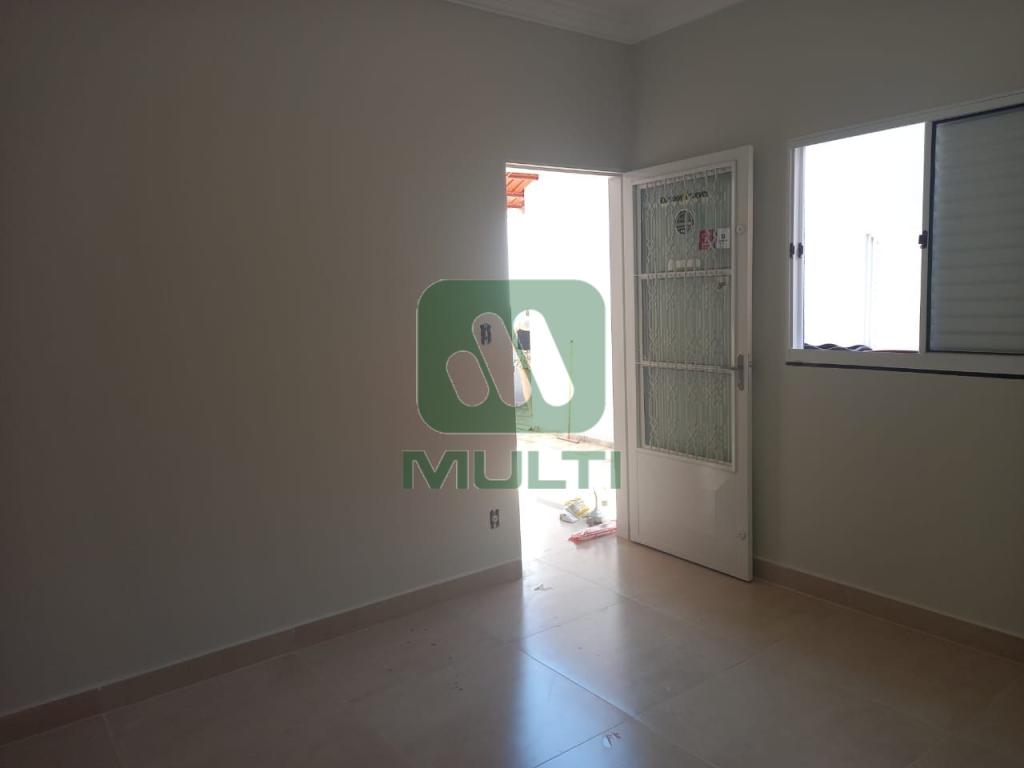 Casa à venda com 4 quartos, 182m² - Foto 6