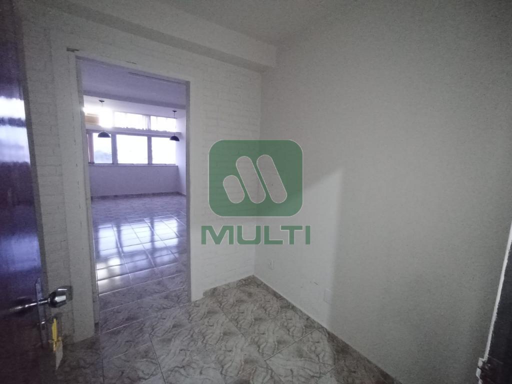 Conjunto Comercial-Sala à venda com 1 quarto, 30m² - Foto 5