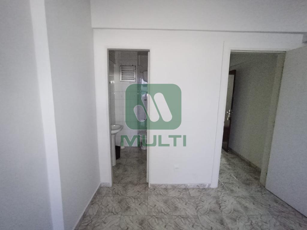 Conjunto Comercial-Sala à venda com 1 quarto, 30m² - Foto 8