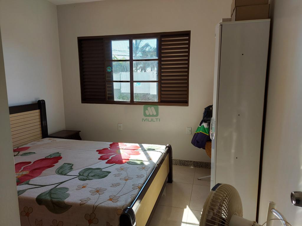 Casa à venda com 5 quartos, 415m² - Foto 9