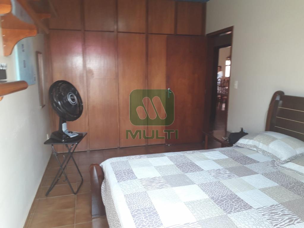 Apartamento à venda com 3 quartos, 177m² - Foto 5