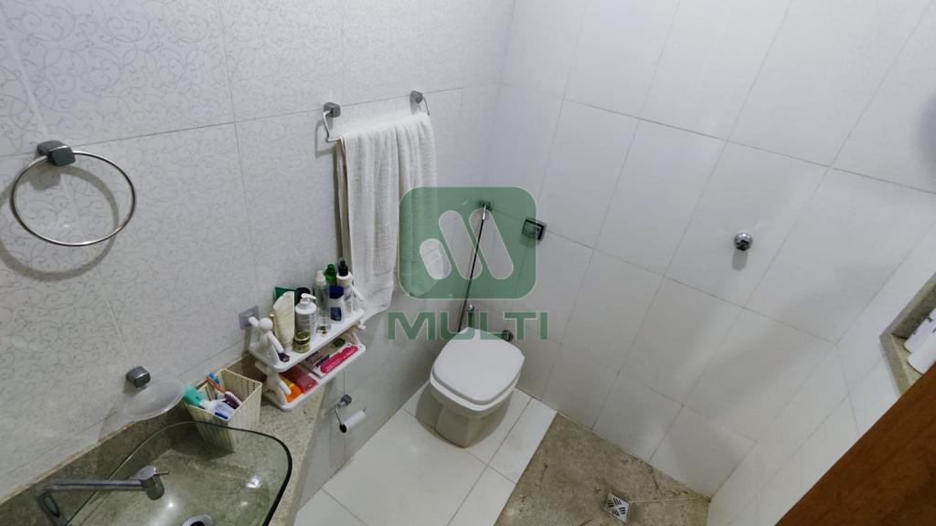 Apartamento à venda com 5 quartos, 224m² - Foto 13