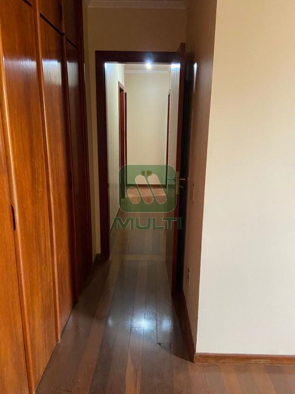 Apartamento à venda com 4 quartos, 132m² - Foto 3