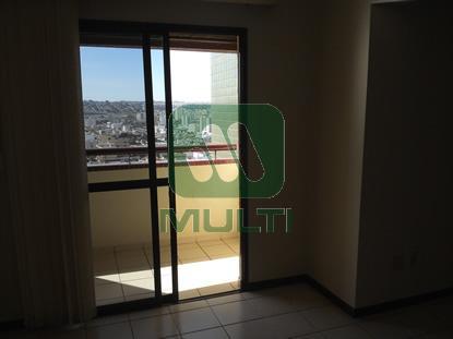 Apartamento à venda com 3 quartos, 89m² - Foto 2