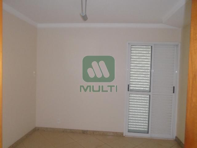 Apartamento à venda com 3 quartos, 188m² - Foto 12