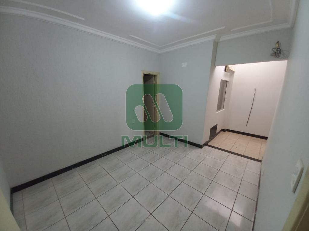 Casa à venda com 3 quartos, 158m² - Foto 5