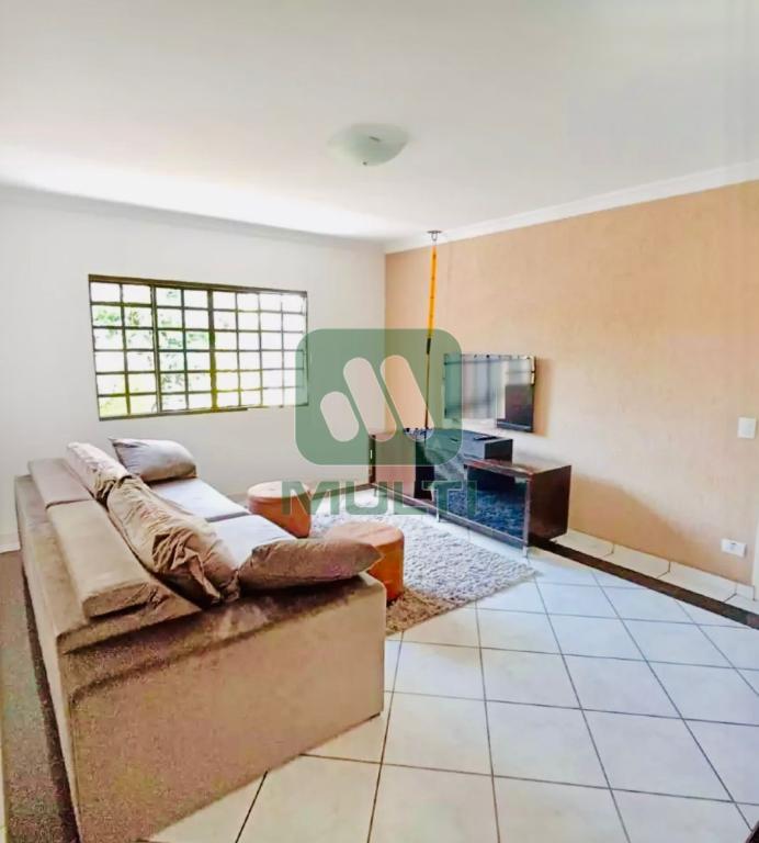 Casa à venda com 3 quartos, 309m² - Foto 12