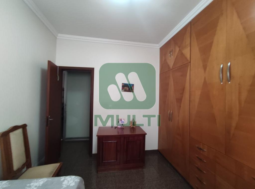 Casa à venda com 3 quartos, 280m² - Foto 10