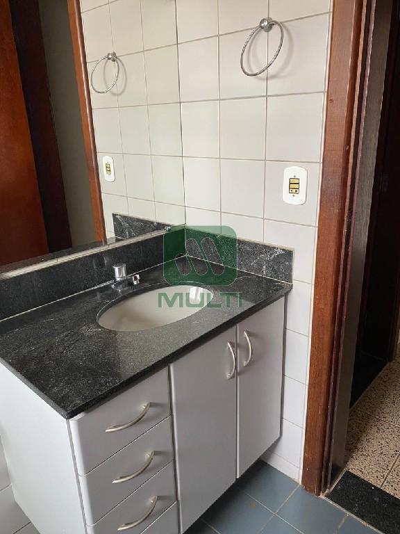 Apartamento à venda com 3 quartos, 130m² - Foto 14