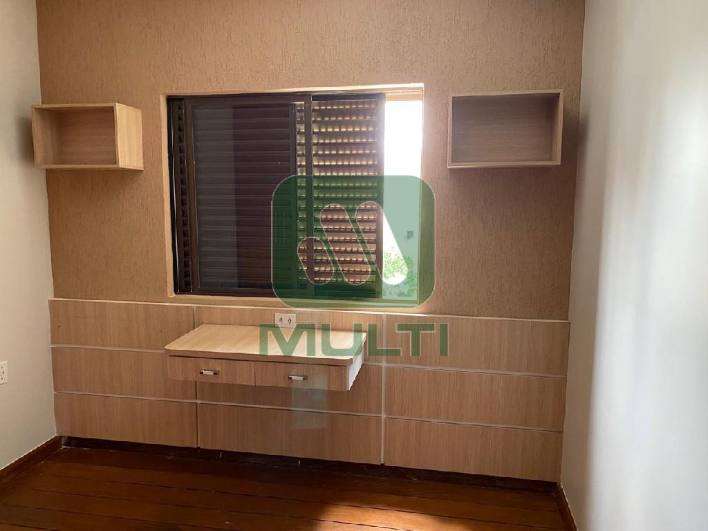 Apartamento à venda com 3 quartos, 130m² - Foto 19