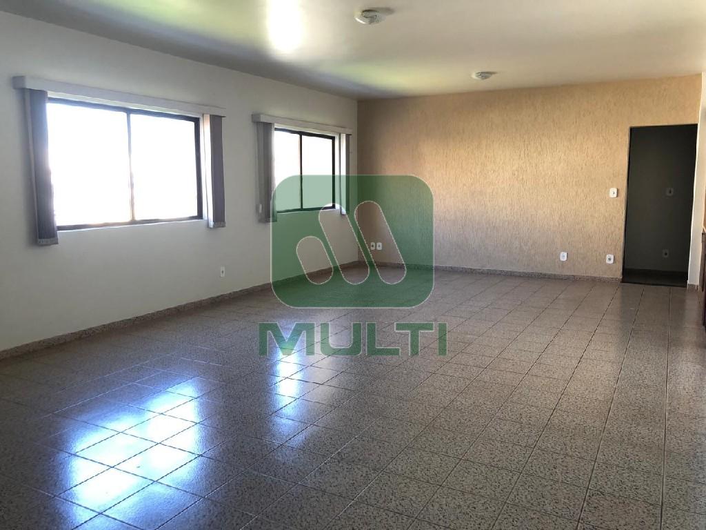 Apartamento à venda com 3 quartos, 130m² - Foto 25