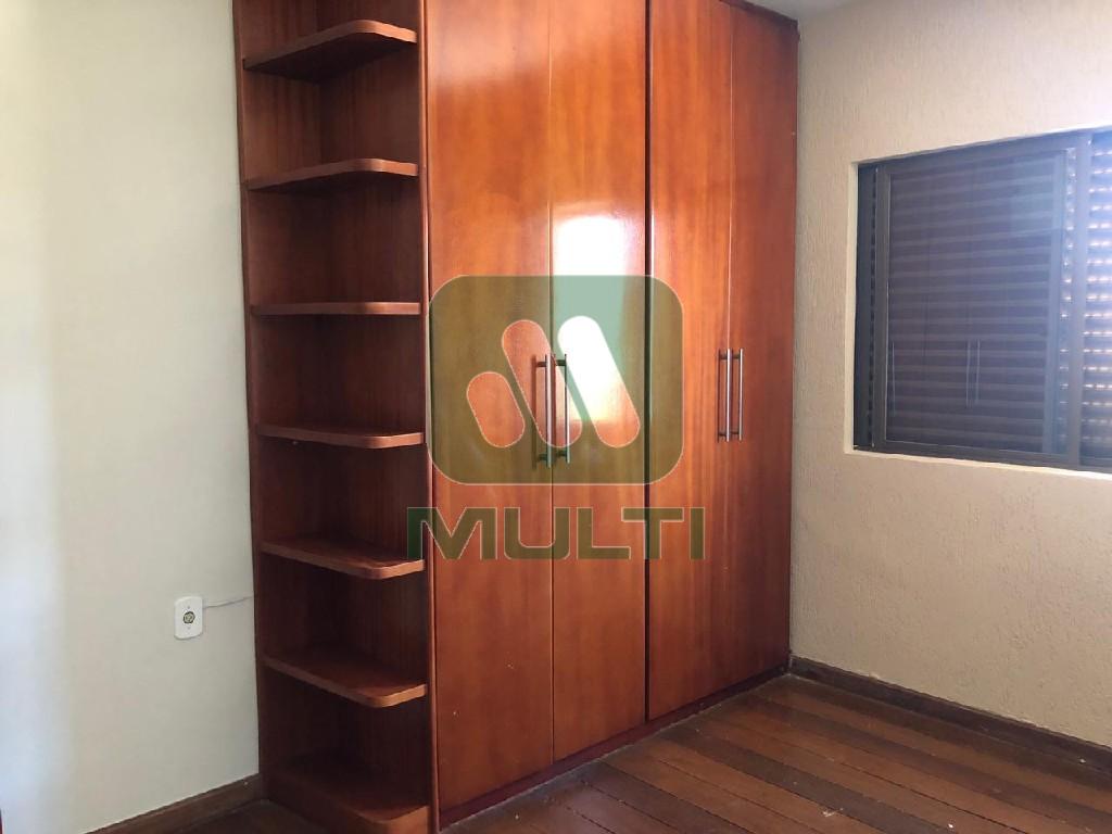 Apartamento à venda com 3 quartos, 130m² - Foto 29