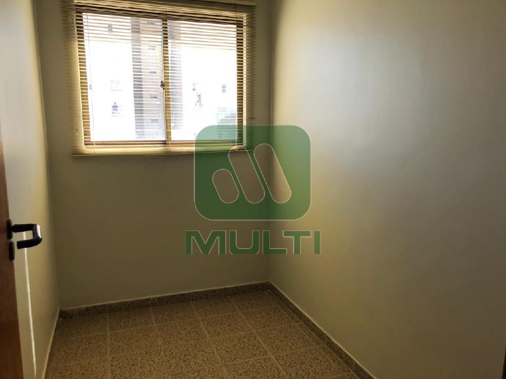 Apartamento à venda com 3 quartos, 130m² - Foto 35