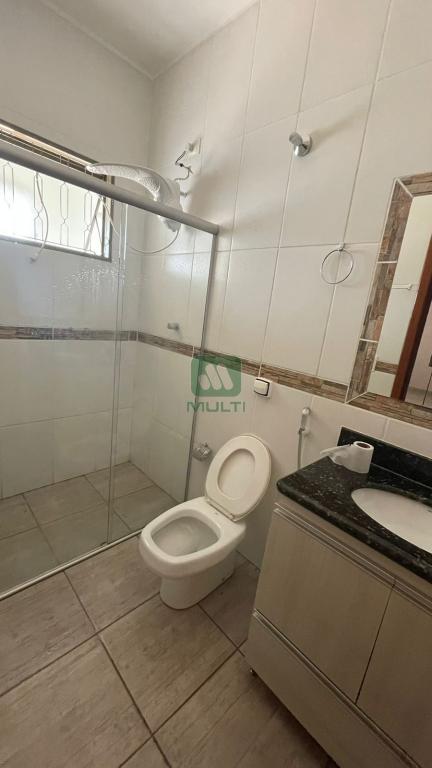 Casa à venda com 3 quartos, 199m² - Foto 28