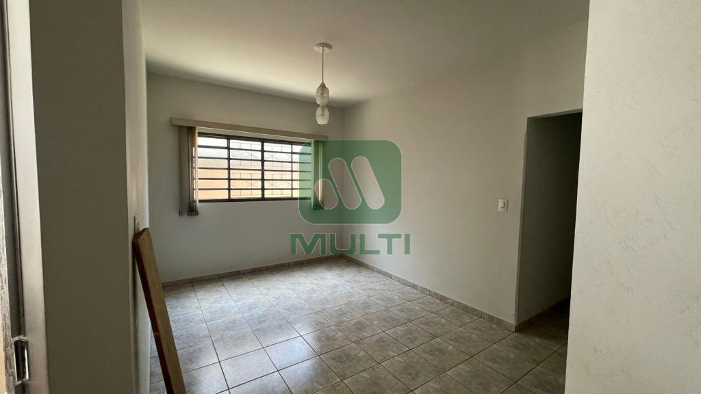 Casa à venda com 3 quartos, 199m² - Foto 31