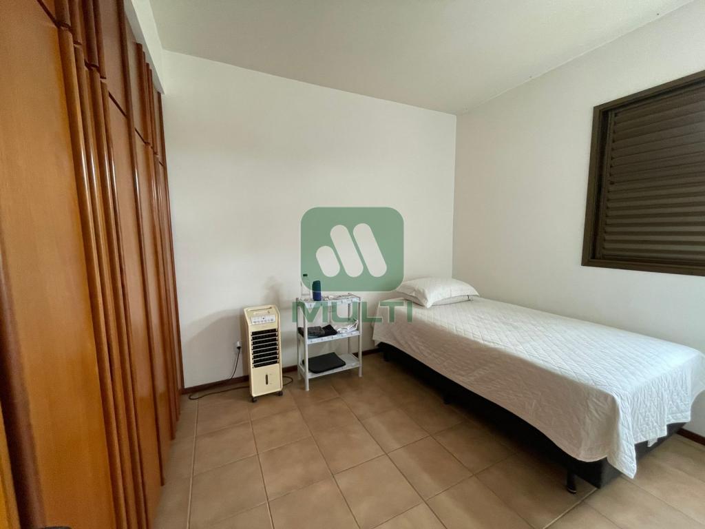 Apartamento à venda com 3 quartos, 119m² - Foto 10