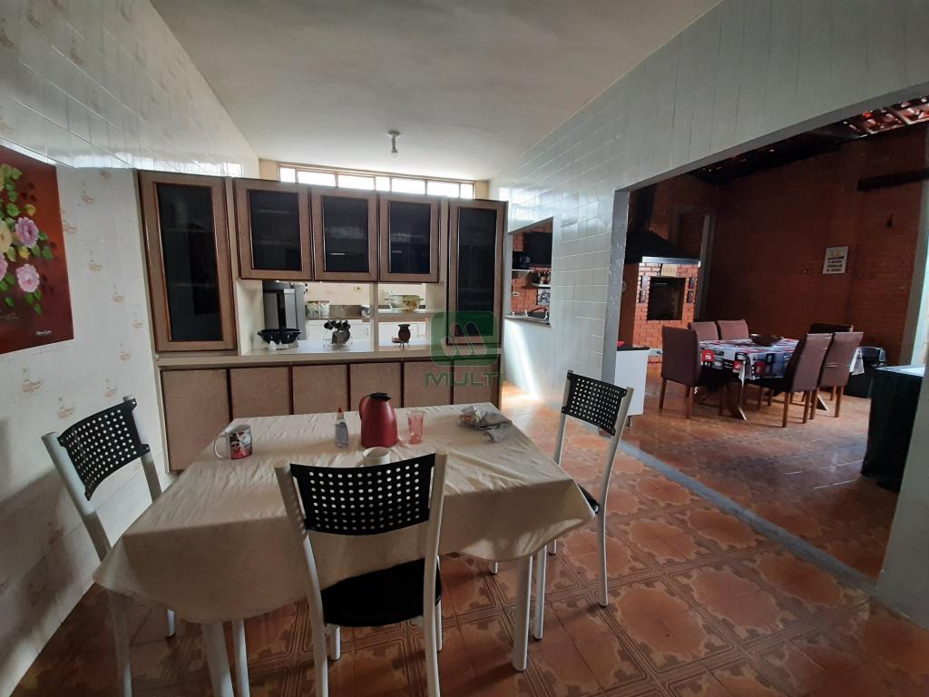 Casa à venda com 3 quartos, 154m² - Foto 23