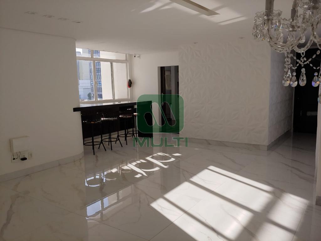 Apartamento à venda com 3 quartos, 166m² - Foto 5