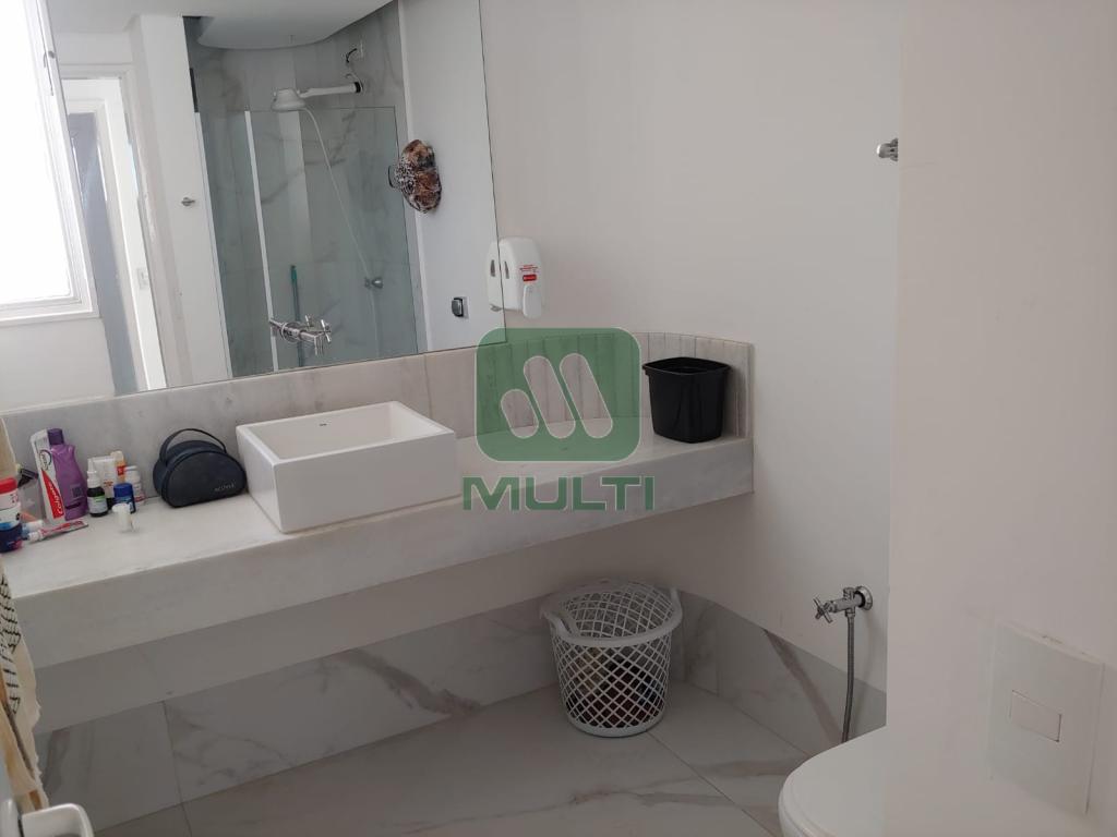 Apartamento à venda com 3 quartos, 166m² - Foto 8