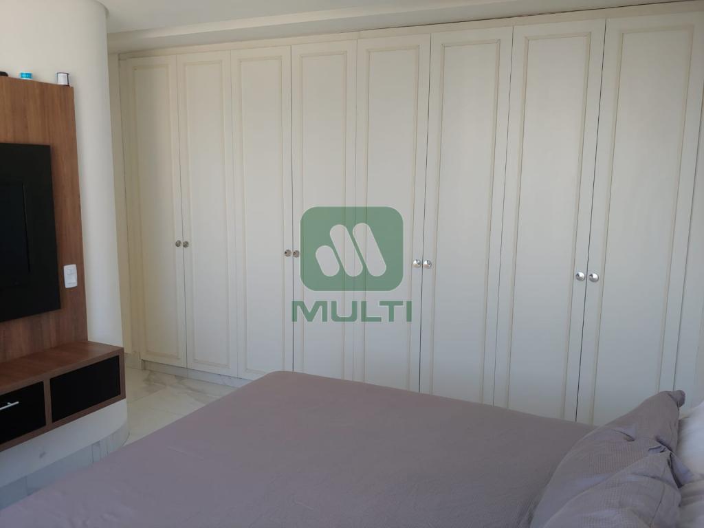 Apartamento à venda com 3 quartos, 166m² - Foto 17