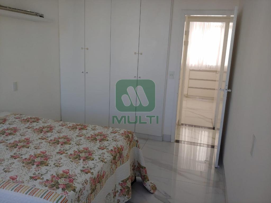 Apartamento à venda com 3 quartos, 166m² - Foto 19