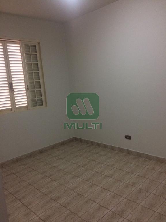 Casa à venda com 3 quartos, 199m² - Foto 18