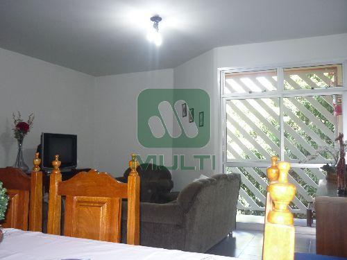 Apartamento à venda com 3 quartos, 110m² - Foto 1