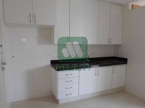 Apartamento à venda com 3 quartos, 117m² - Foto 15