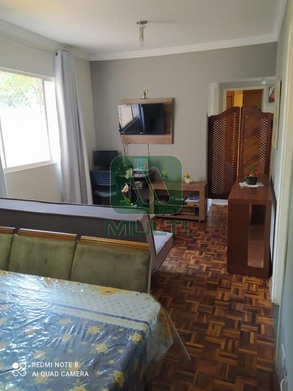 Apartamento à venda com 3 quartos, 65m² - Foto 3