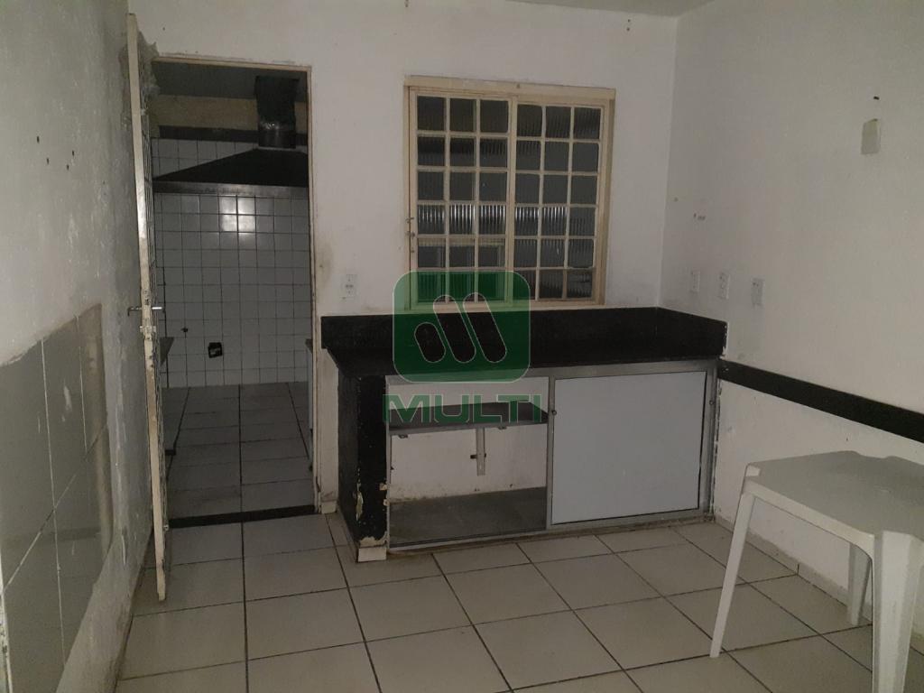 Prédio Inteiro à venda com 1 quarto, 177m² - Foto 6