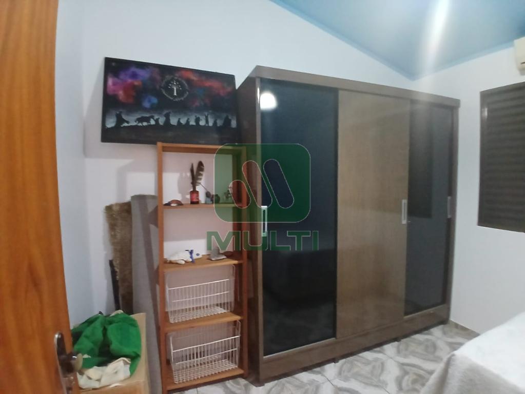 Casa à venda com 3 quartos, 240m² - Foto 16