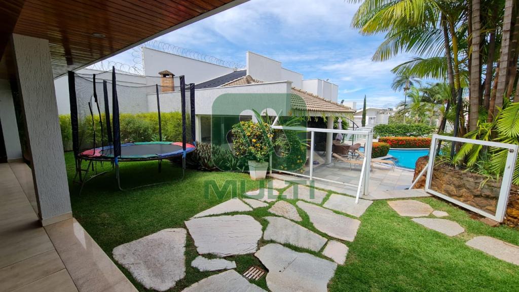 Casa à venda com 4 quartos, 620m² - Foto 15