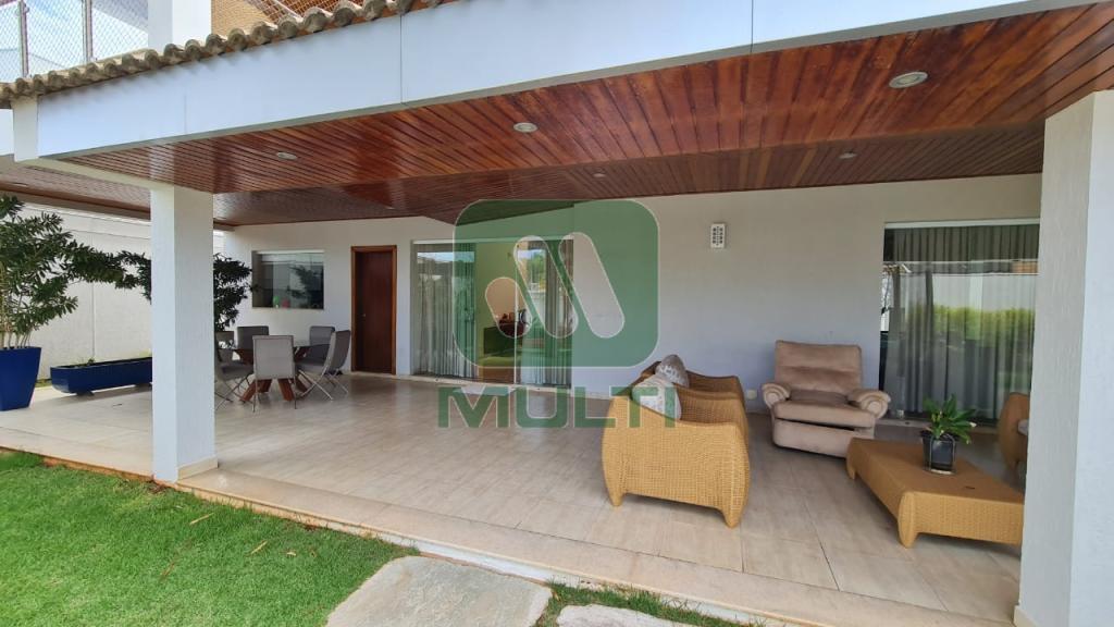 Casa à venda com 4 quartos, 620m² - Foto 18