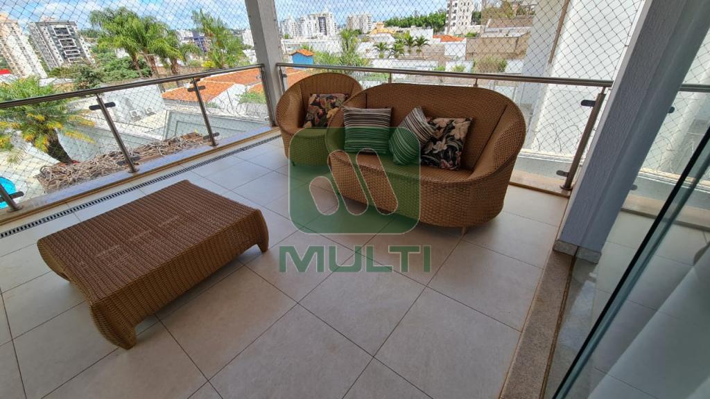 Casa à venda com 4 quartos, 620m² - Foto 52