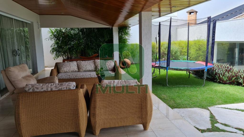 Casa à venda com 4 quartos, 620m² - Foto 65