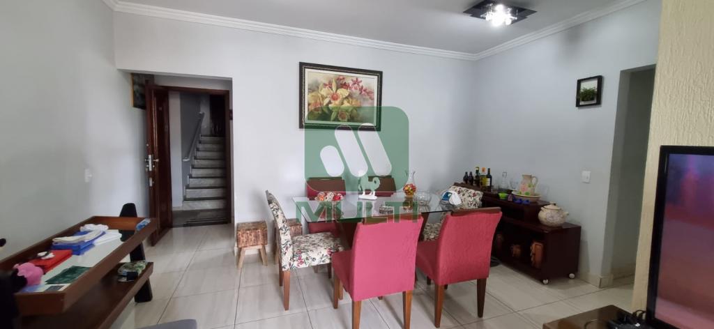 Apartamento à venda com 3 quartos, 85m² - Foto 1