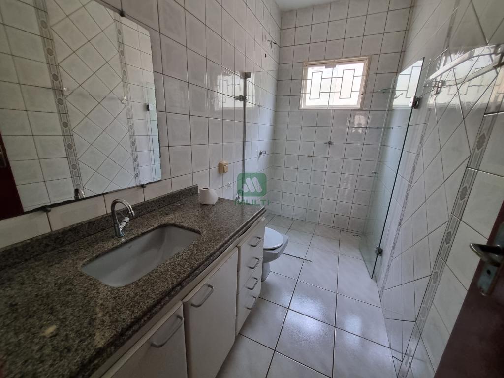 Casa à venda com 4 quartos, 245m² - Foto 22