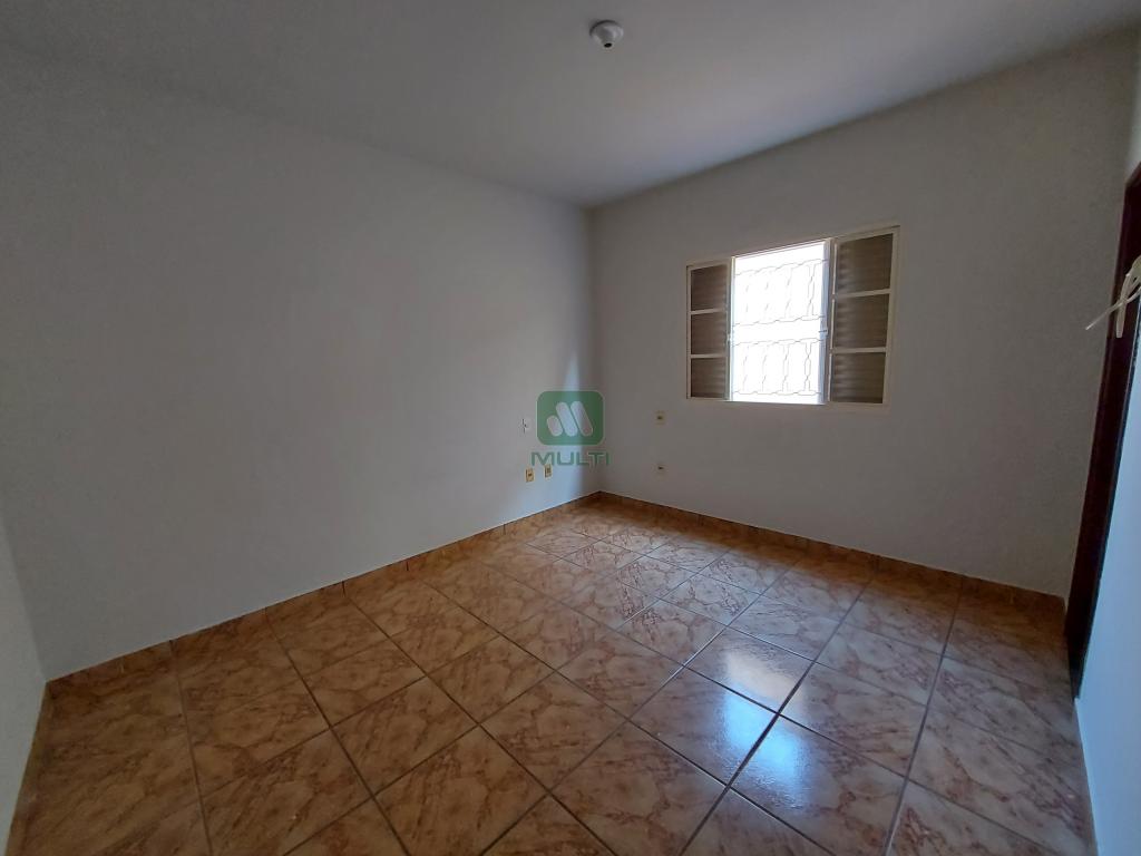 Casa à venda com 3 quartos, 170m² - Foto 6