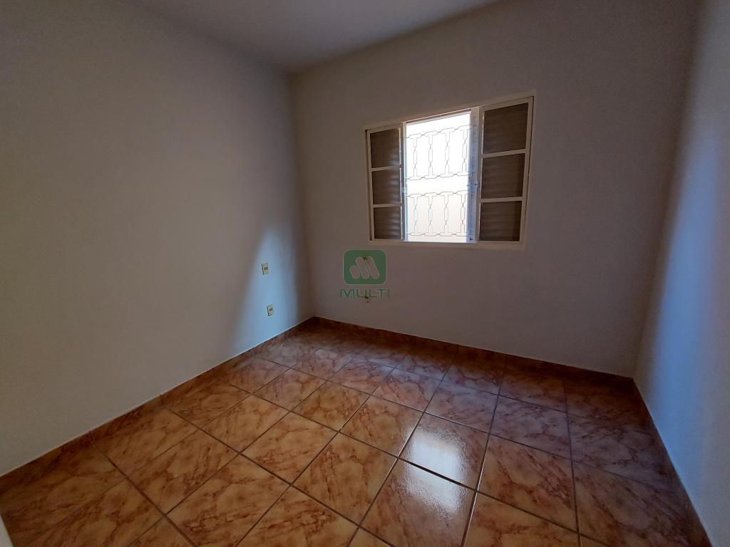 Casa à venda com 3 quartos, 170m² - Foto 8