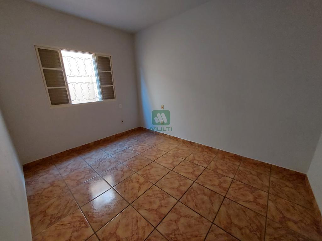 Casa à venda com 3 quartos, 170m² - Foto 10