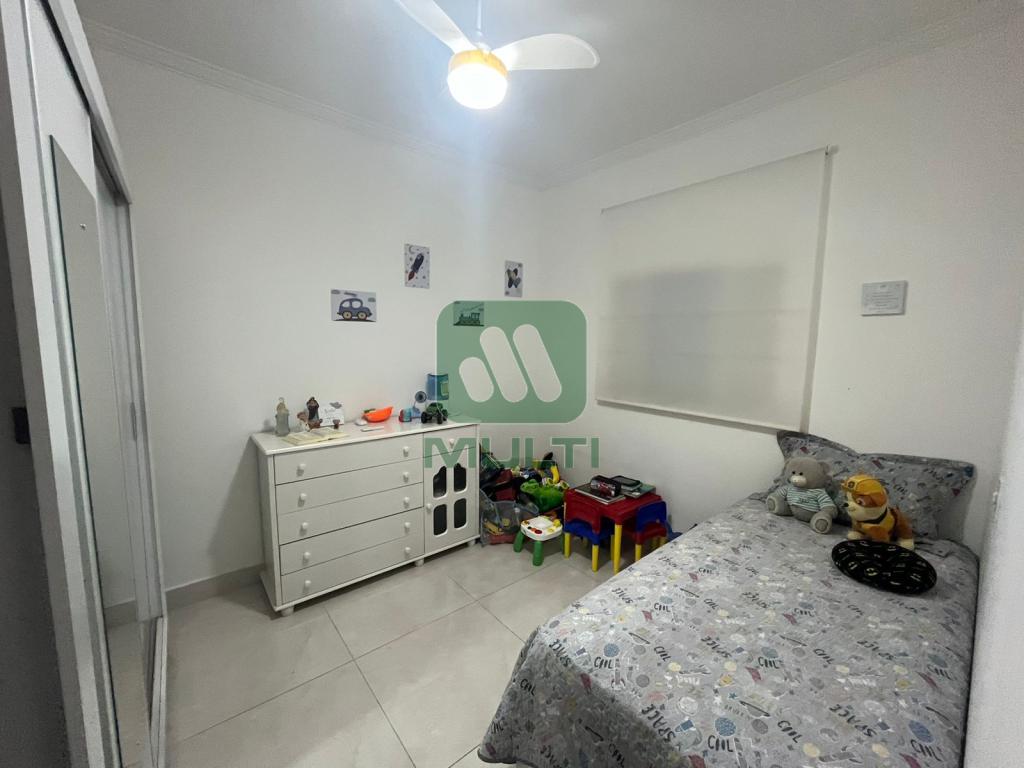 Casa à venda com 3 quartos, 190m² - Foto 6